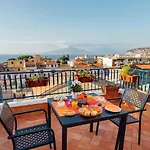 Vista Mare 4*