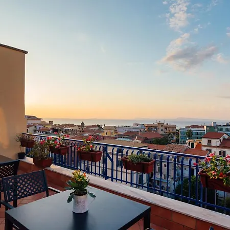 Vista Mare فندق مبيت وإفطار سورينتو